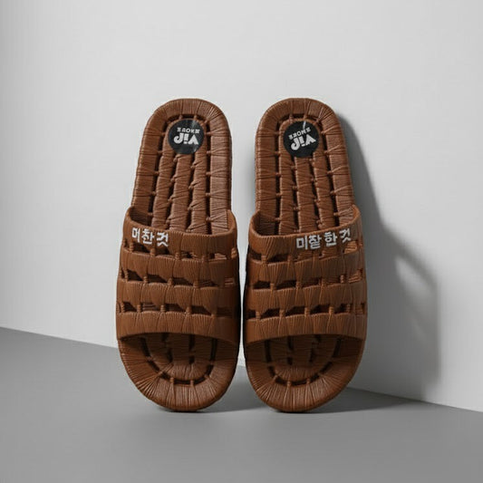 Cozyfoot Grid Bathroom Slipper